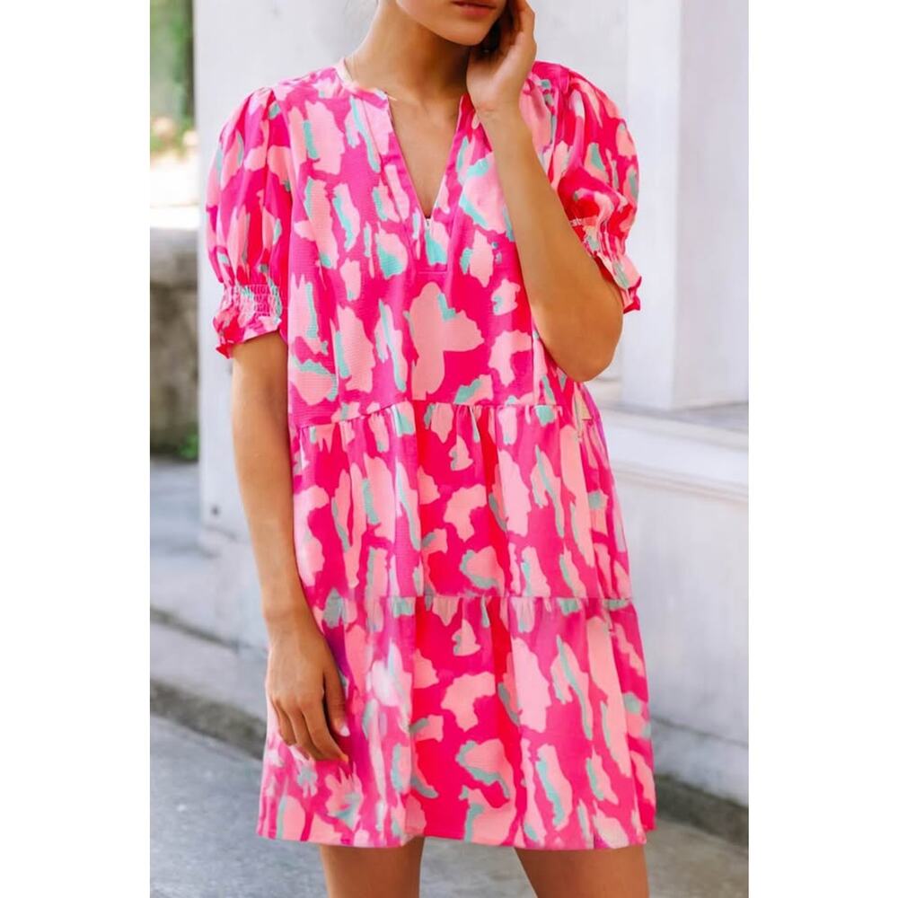 Boutique Women’s Medium Pink Abstract Print V Neck Smocked Sleeve Mini Dress